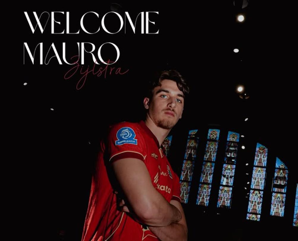 Baccarat-官方：21岁印尼归化国脚齐尔斯特拉加盟印尼超佩西加雅加达队