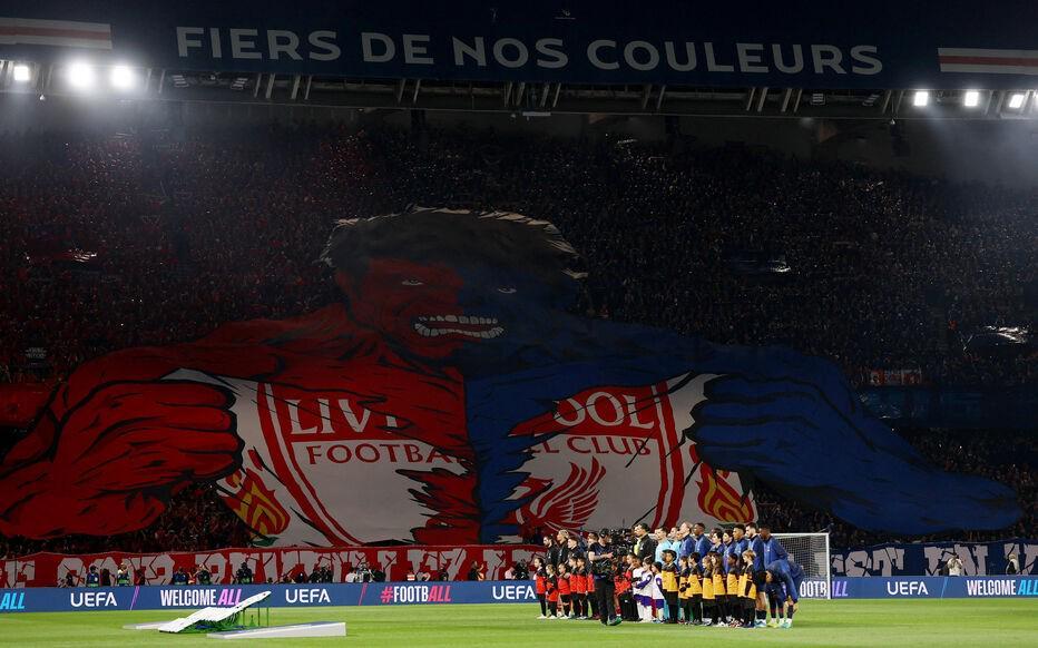 Baccarat-震撼，巴黎战利物浦TIFO：“今晚，唤醒你心中的绿巨人”